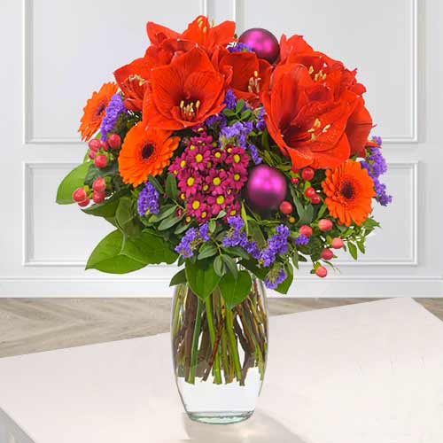 Festive Bouquet-Send Winter Flowers To Bremerhaven