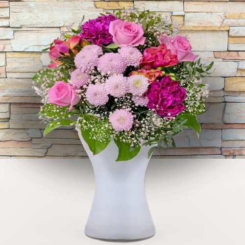 - Pink Flowers Bouquet For Valentine’s Day