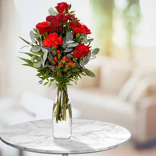 - Rustic Valentine’s Day Flower Bouquet Delivery