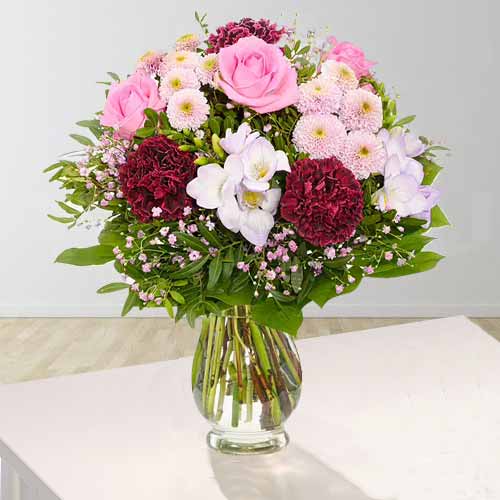 - Valentine’s Day Flower Bouquets For Gifting