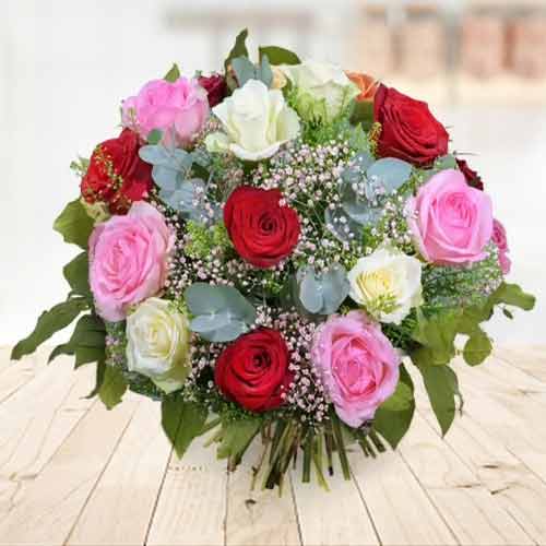 - Valentine’s Day Mixed Rose Bouquet For Girlfriend