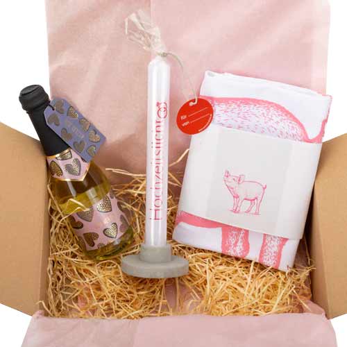 - Romantic Gift Hamper For Wife