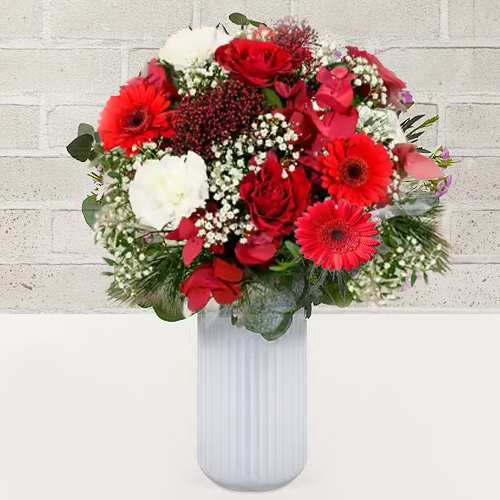 - Red And White Christmas Flower Bouquets