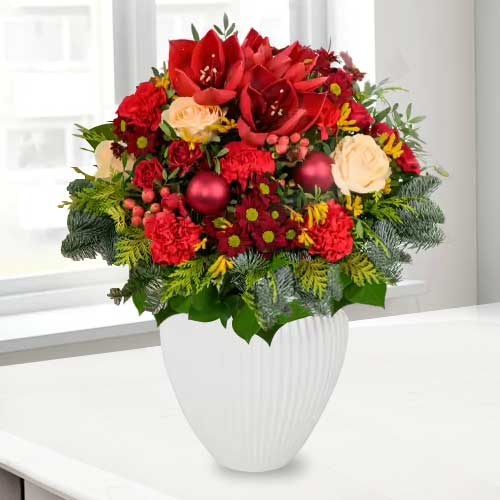 - Bright And Colorful Christmas Flower Bouquets