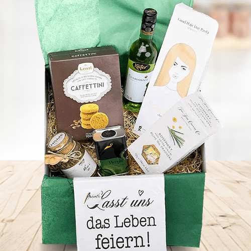 - Holiday Gift Box For Family